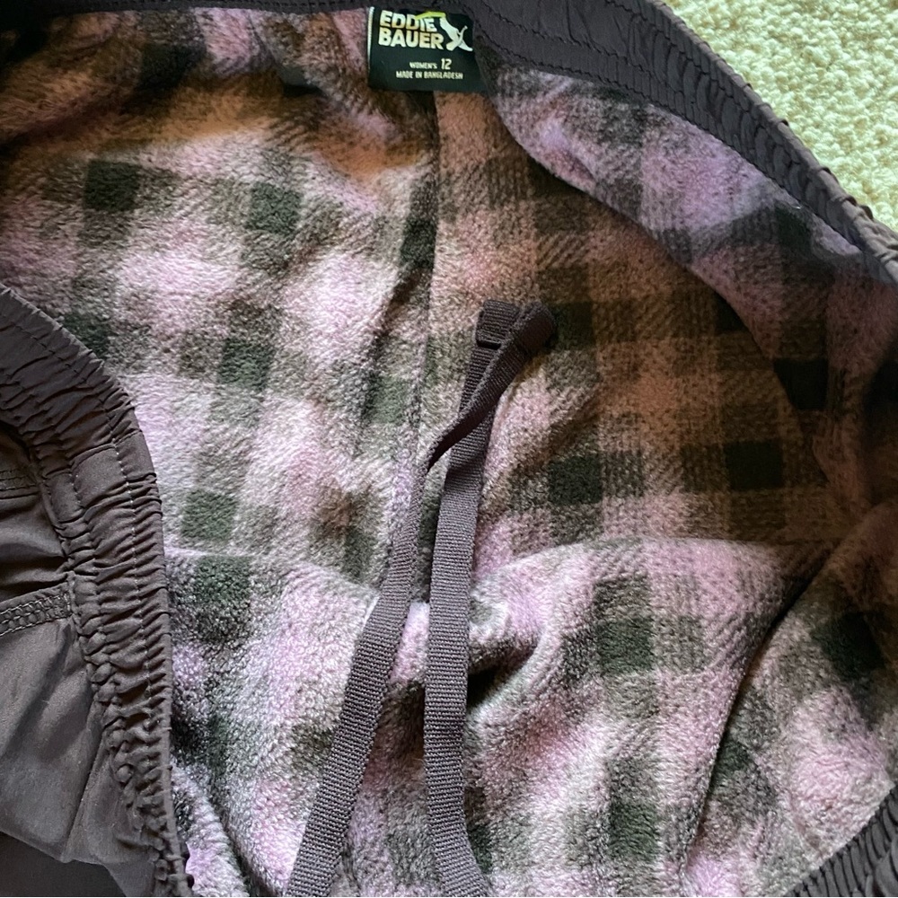 Eddie Bauer Fleece Lined Cargo Jogger Pants 12 Deep Purple Plum Gorpcore Hiking - Picture 5 of 10